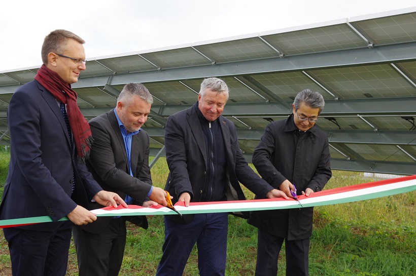 Hivatalosan is felavattuk a Kyocera Solar Farmot Szobon